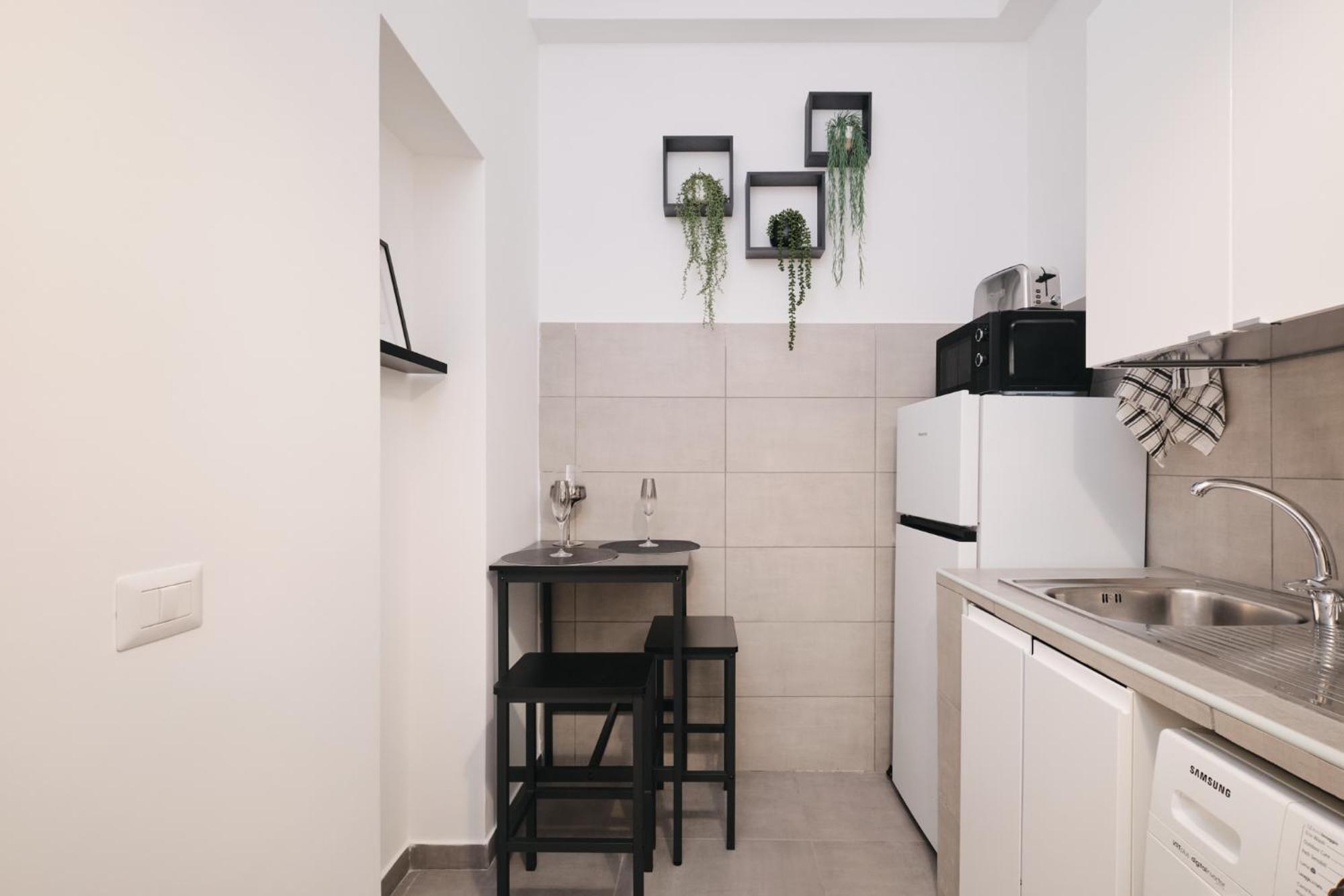 Modern 10 Min From Metro B Free Wifi * Roma